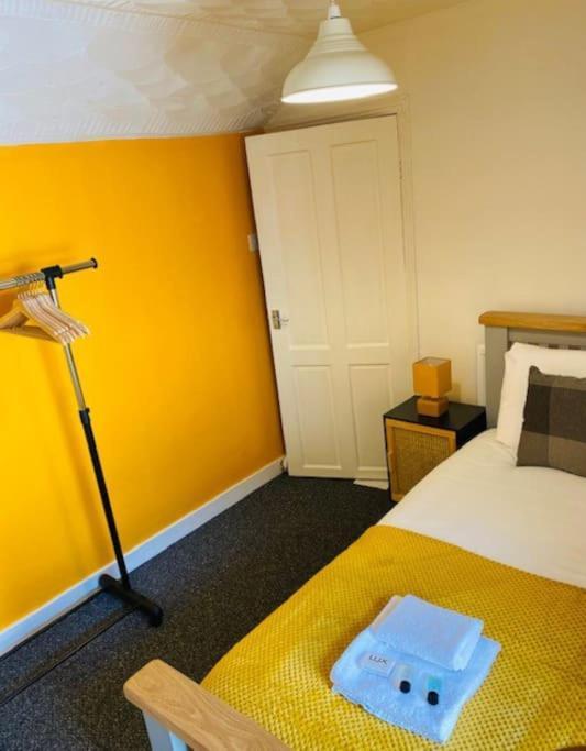 فيلا Goldcroft Abertillery المظهر الخارجي الصورة